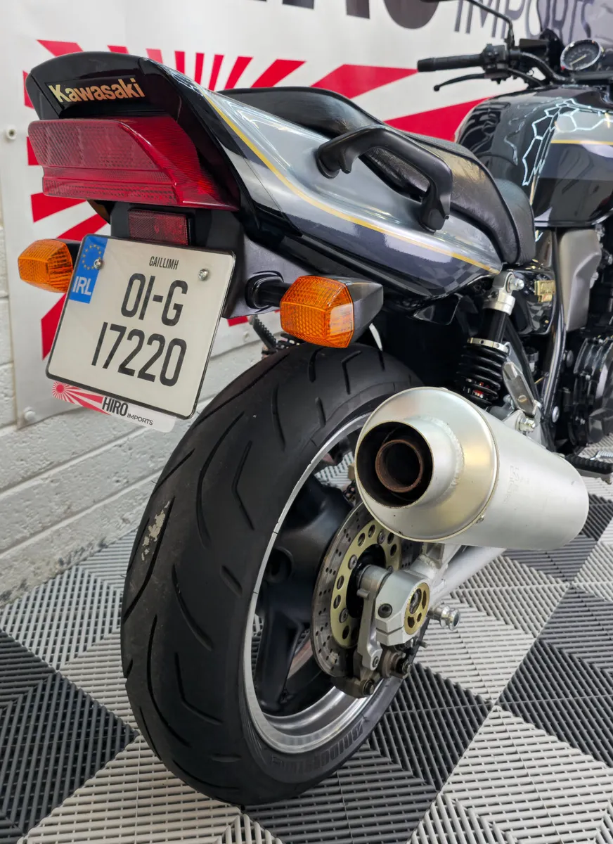 2001 Kawasaki ZRX1100R - Image 4