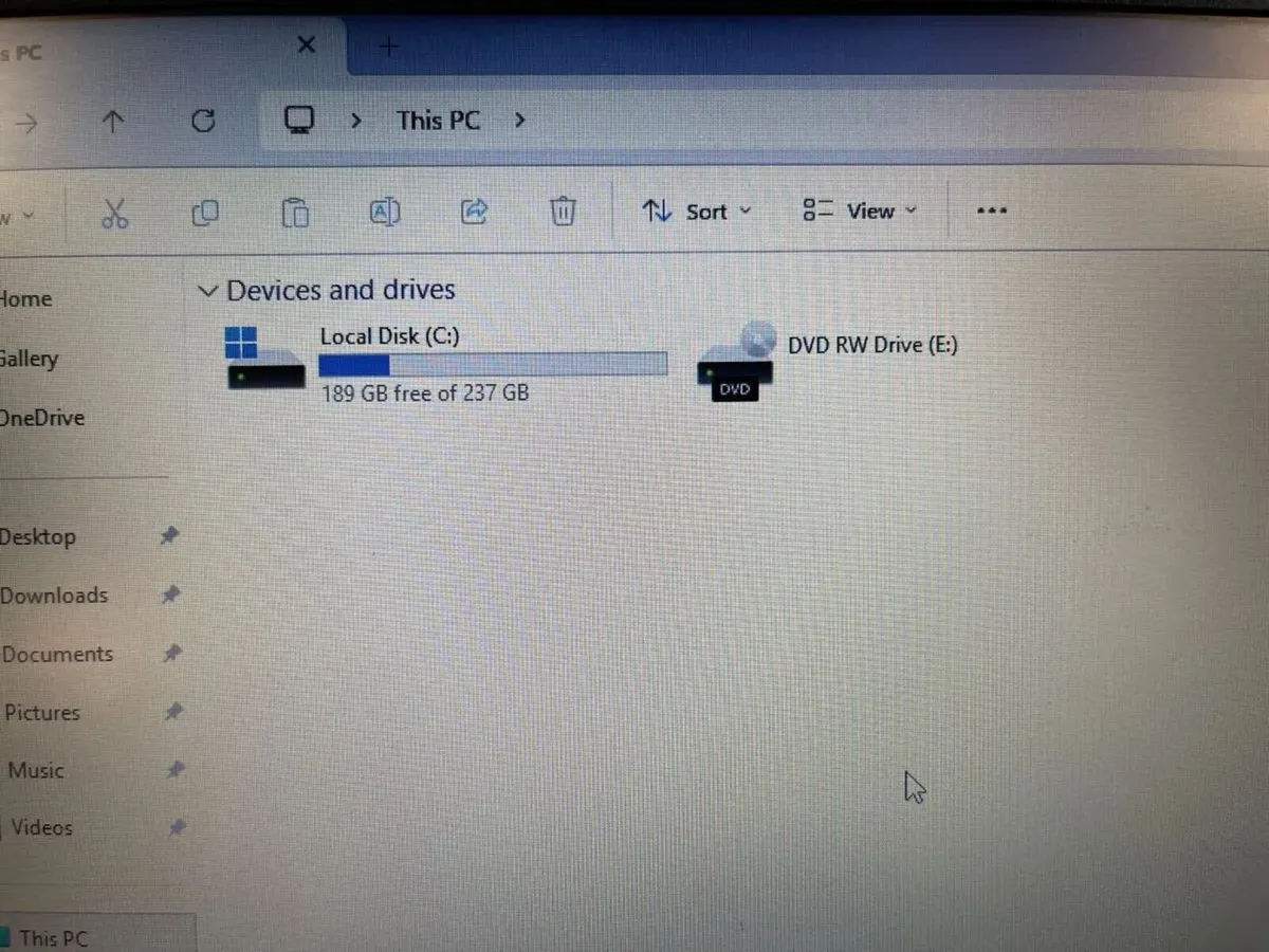 Acer Aspire E5 - i7/16gb/256GB SSD - Image 4