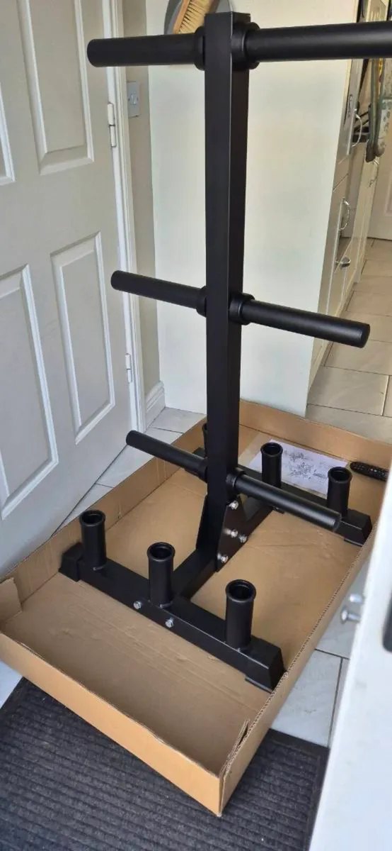 Brand new heavy duty olympic bar and plate tree - Image 1