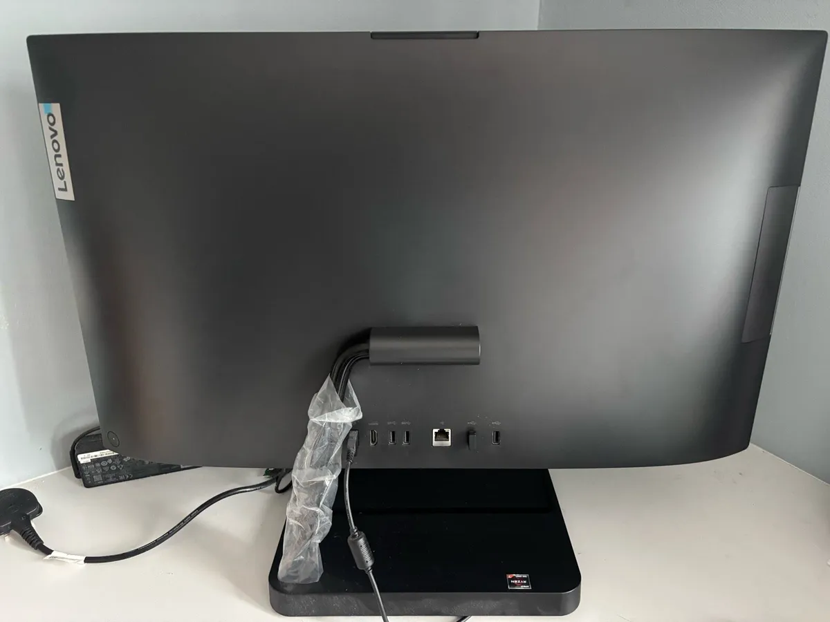 Lenovo IdeaCentre 3 AiO 27” PC Black 1TB - Image 3