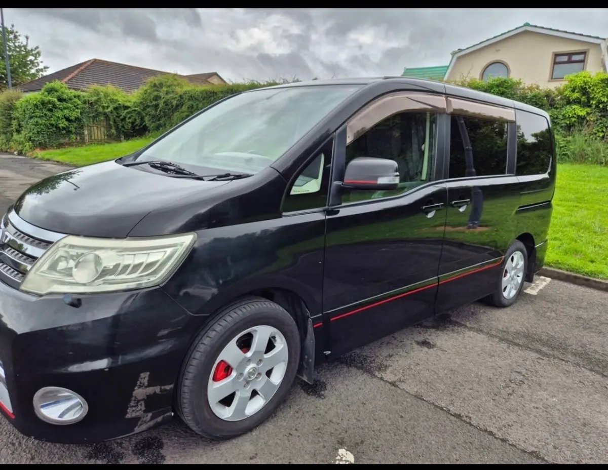 Automatic 2008 Nissan Serena Highway star - Image 2