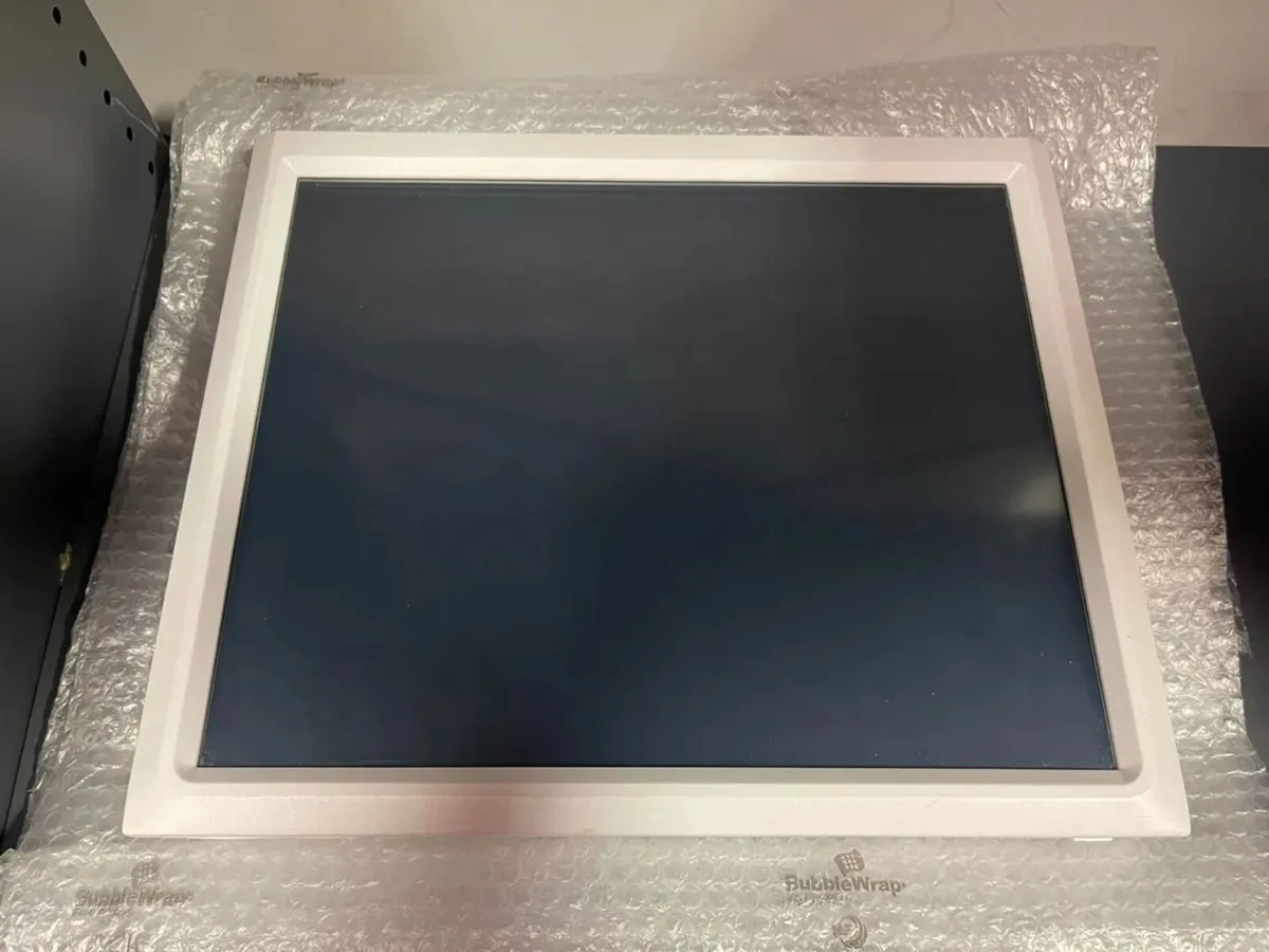 10x - 17" Touchscreen Monitors (no stands) - Image 3