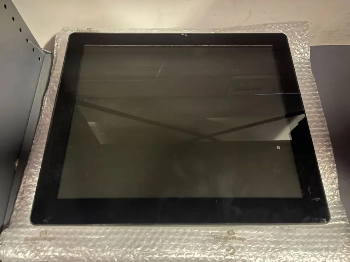 10x - 17" Touchscreen Monitors (no stands) - Image 2