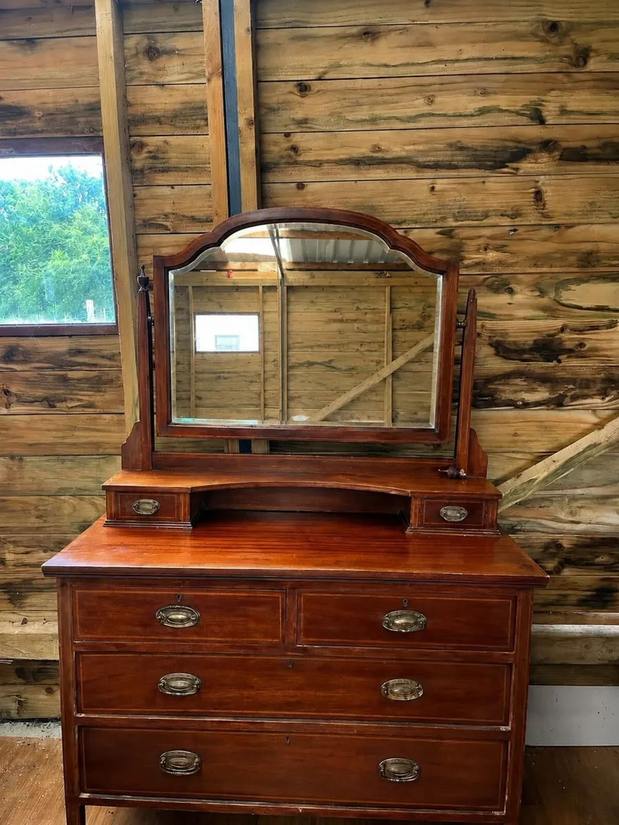 Vintage furniture - Image 1