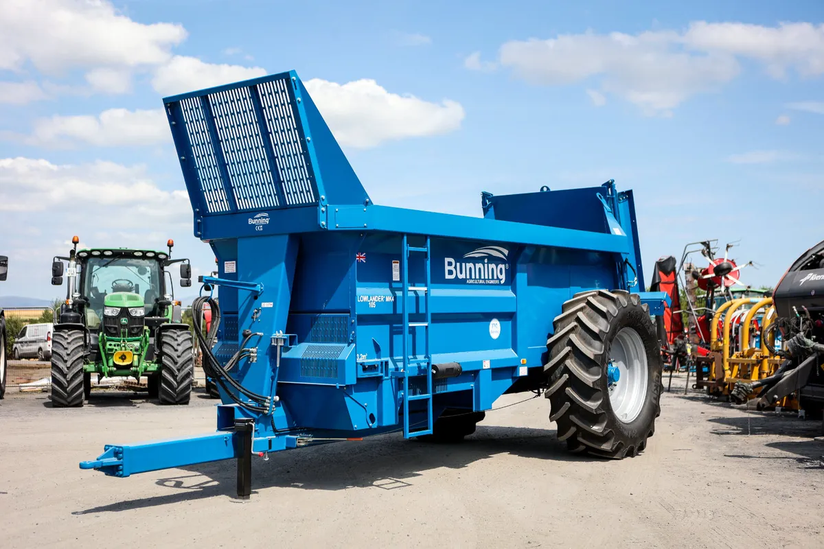 New Bunning Lowlander 105 Spreader - Image 1