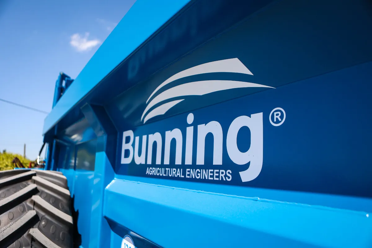 New Bunning Lowlander 105 Spreader - Image 4