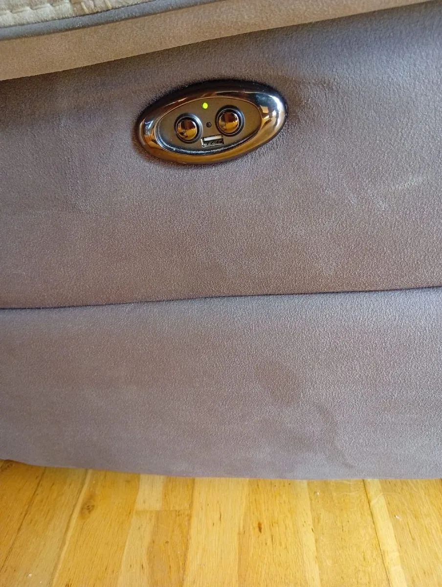 Electric Recliner sofa - Image 2
