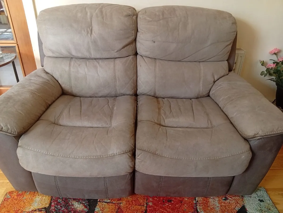 Electric Recliner sofa - Image 3