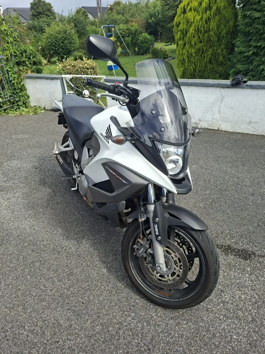 Honda VFR 800x Crossrunner - Image 3