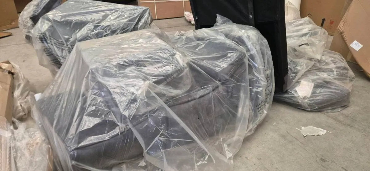 Reclining Corner sofa (brand new) - Image 3