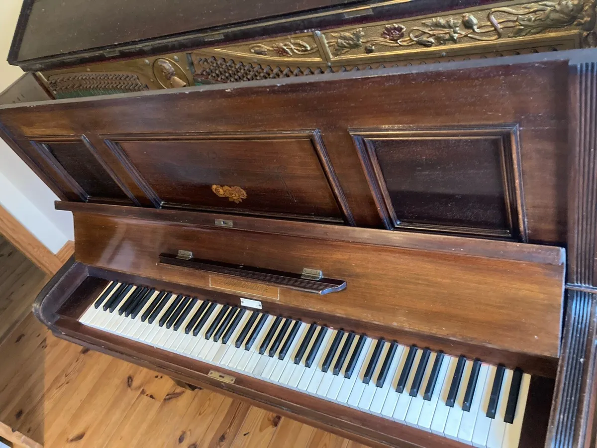 Piano - Image 3