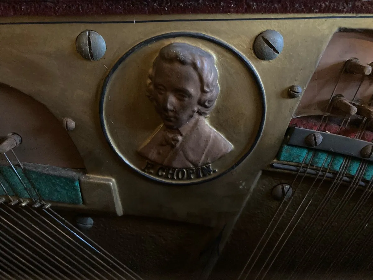 Piano - Image 4
