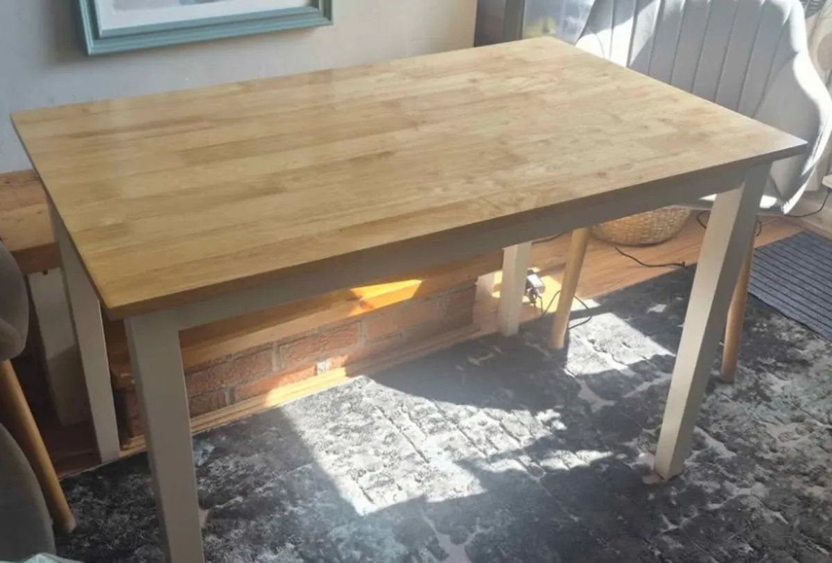 Practically As New - 4FT Kitchen Dining Table - Image 1