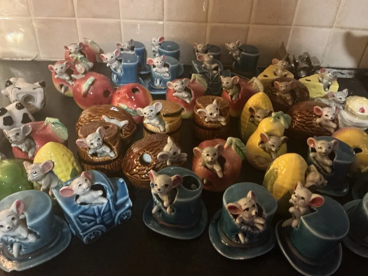 Novelty pieces - Image 2