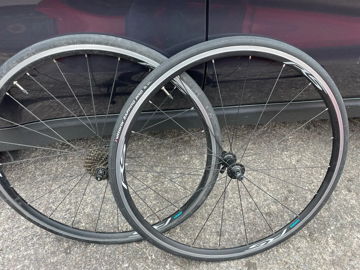 Ladies Bianchi & wheelset €100 each - Image 2