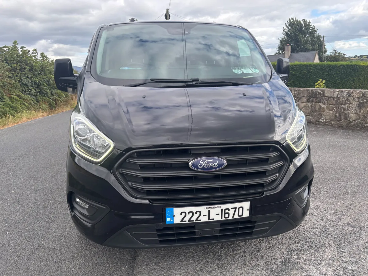 Ford Transit Custom 2022 - Image 2