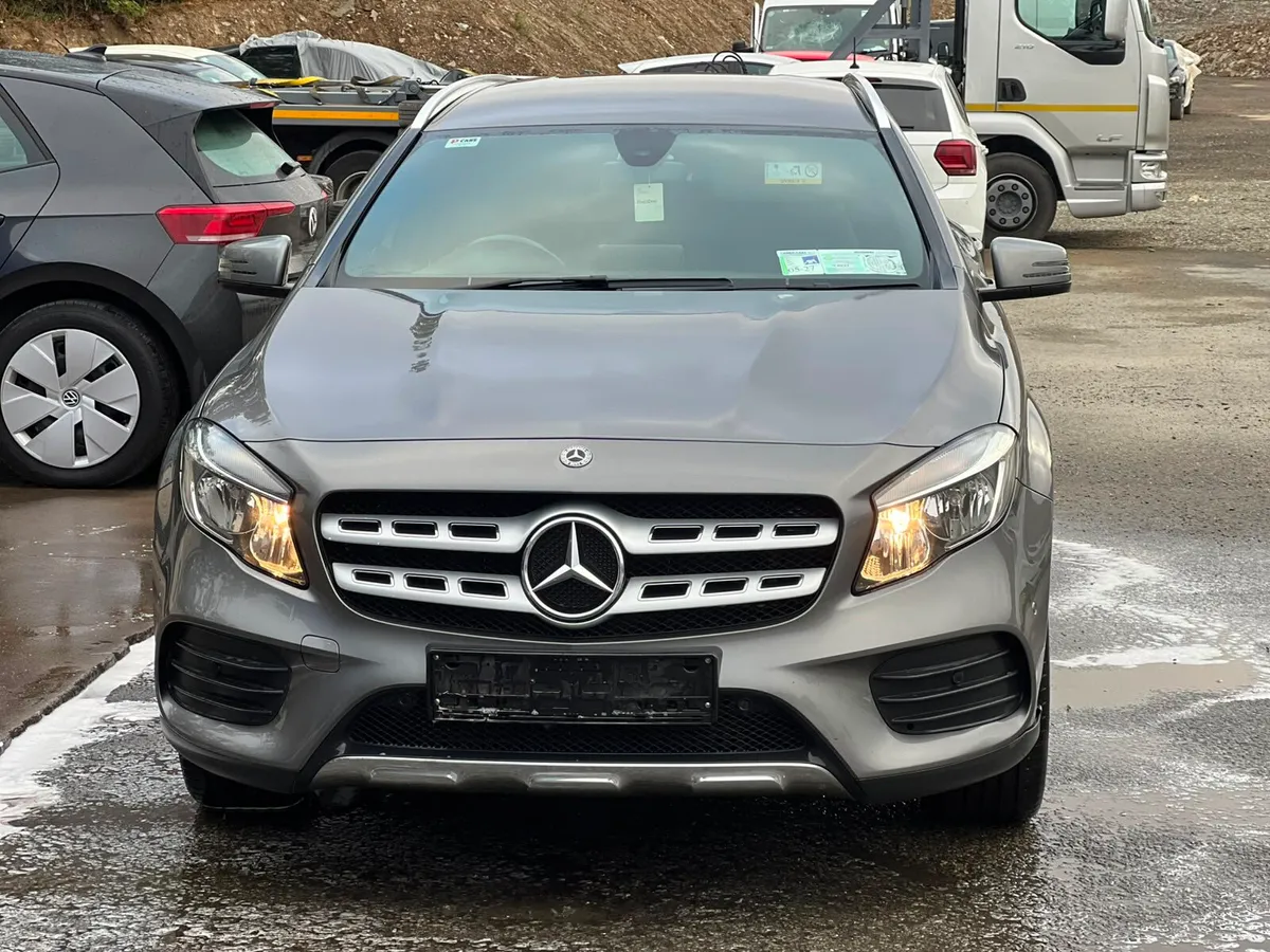 Mercedes GLA Amg line Executive 2019 - Image 2