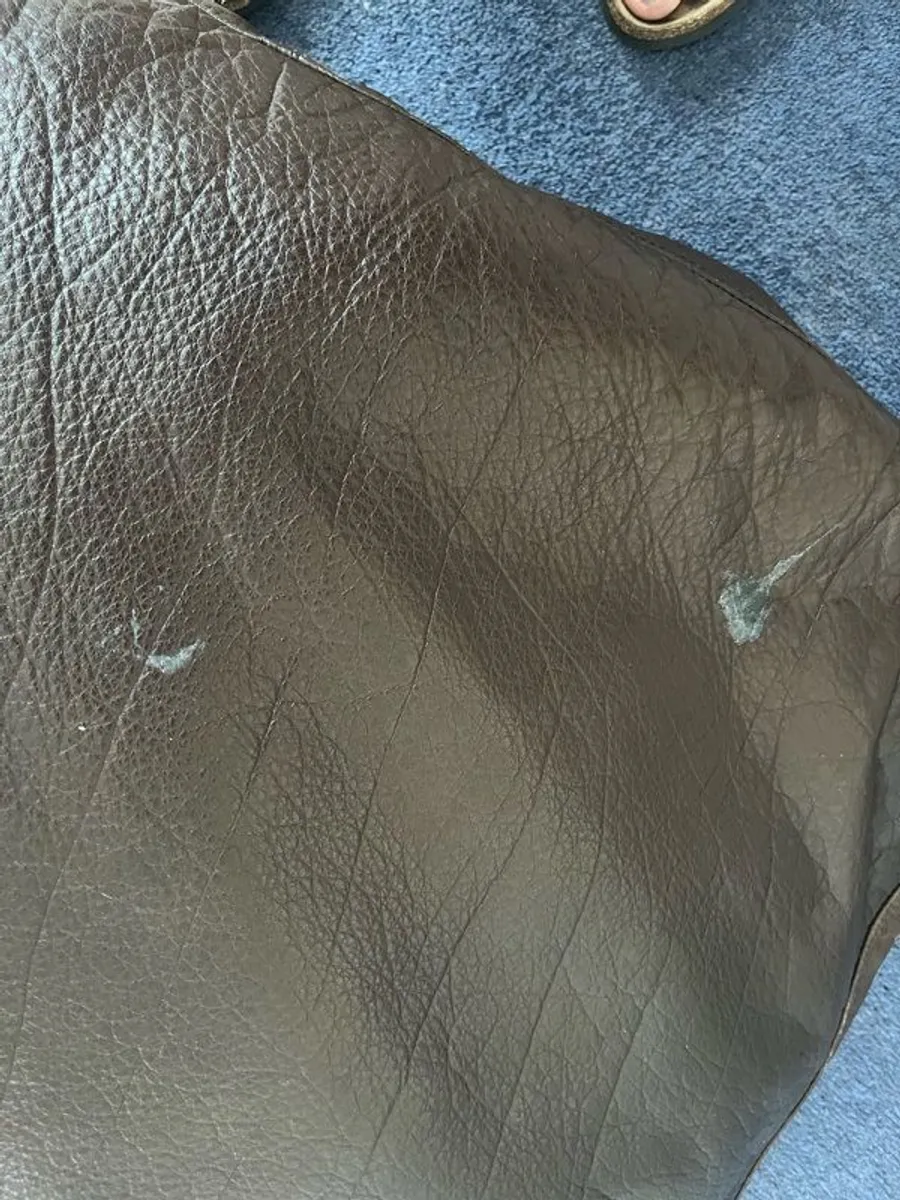 Leather bean bag - Image 4