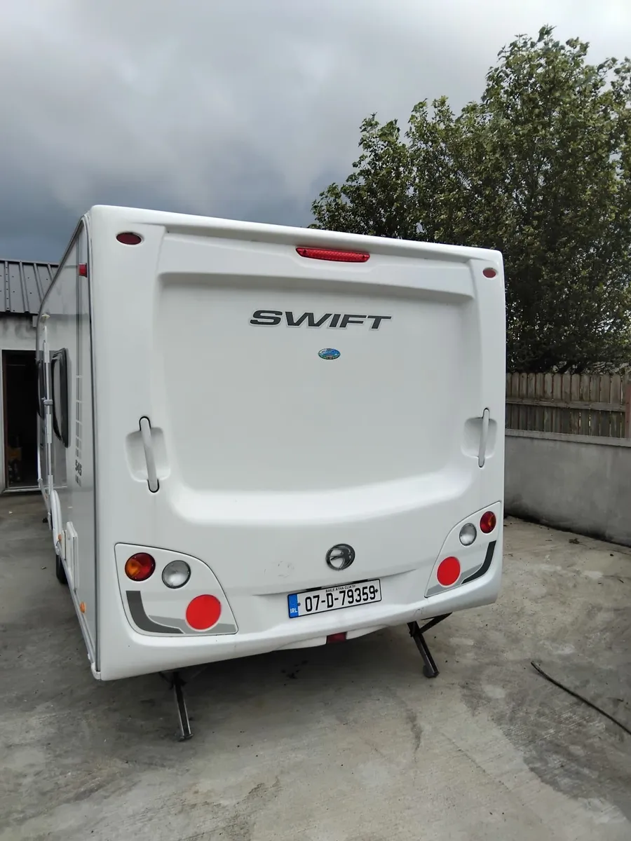 Swift charisma caravan  545 - Image 3
