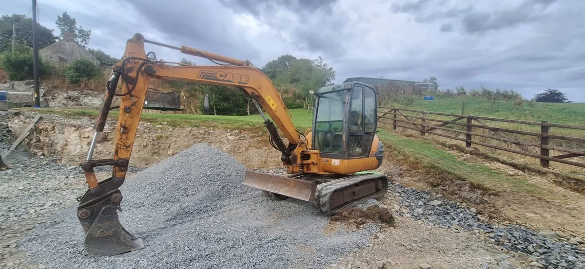 Case Mini Digger - Image 3