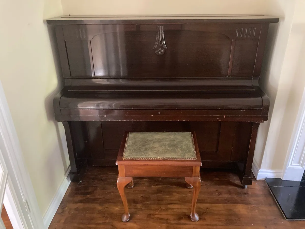Cecilian Co Piano (Price Drop!) - Image 3