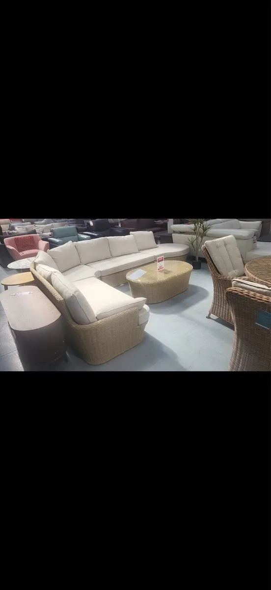 Outdoor furniture - Image 2