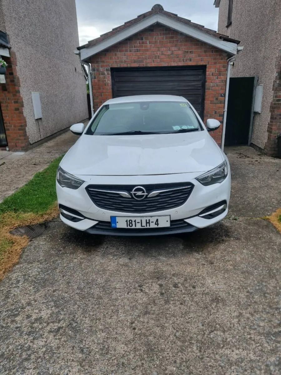Opel insignia  read add - Image 1
