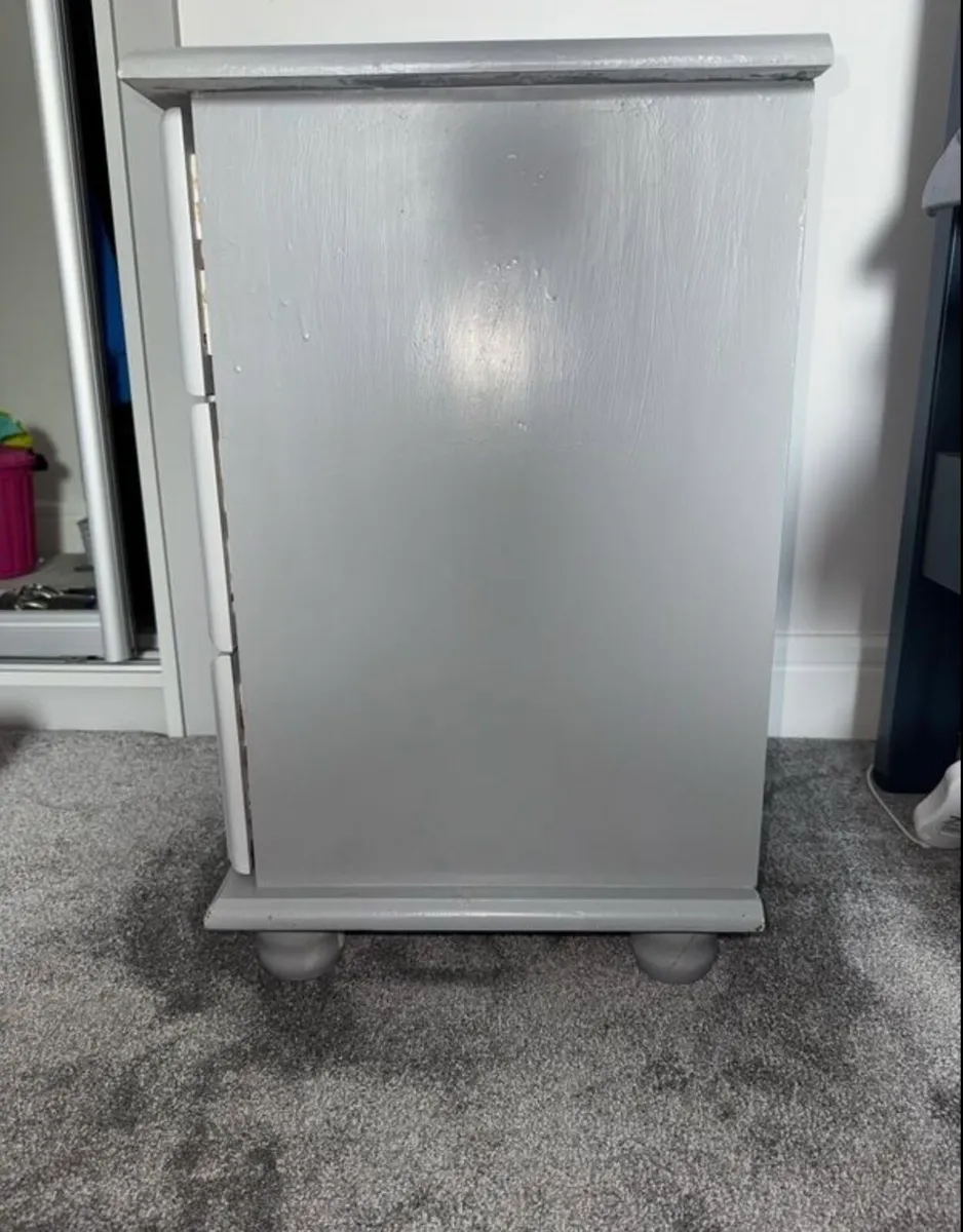 Solid Wood 3 Drawer Bedside Locker - Image 3