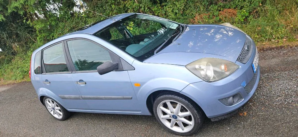 Ford fiesta petrol 14 months nct - Image 1