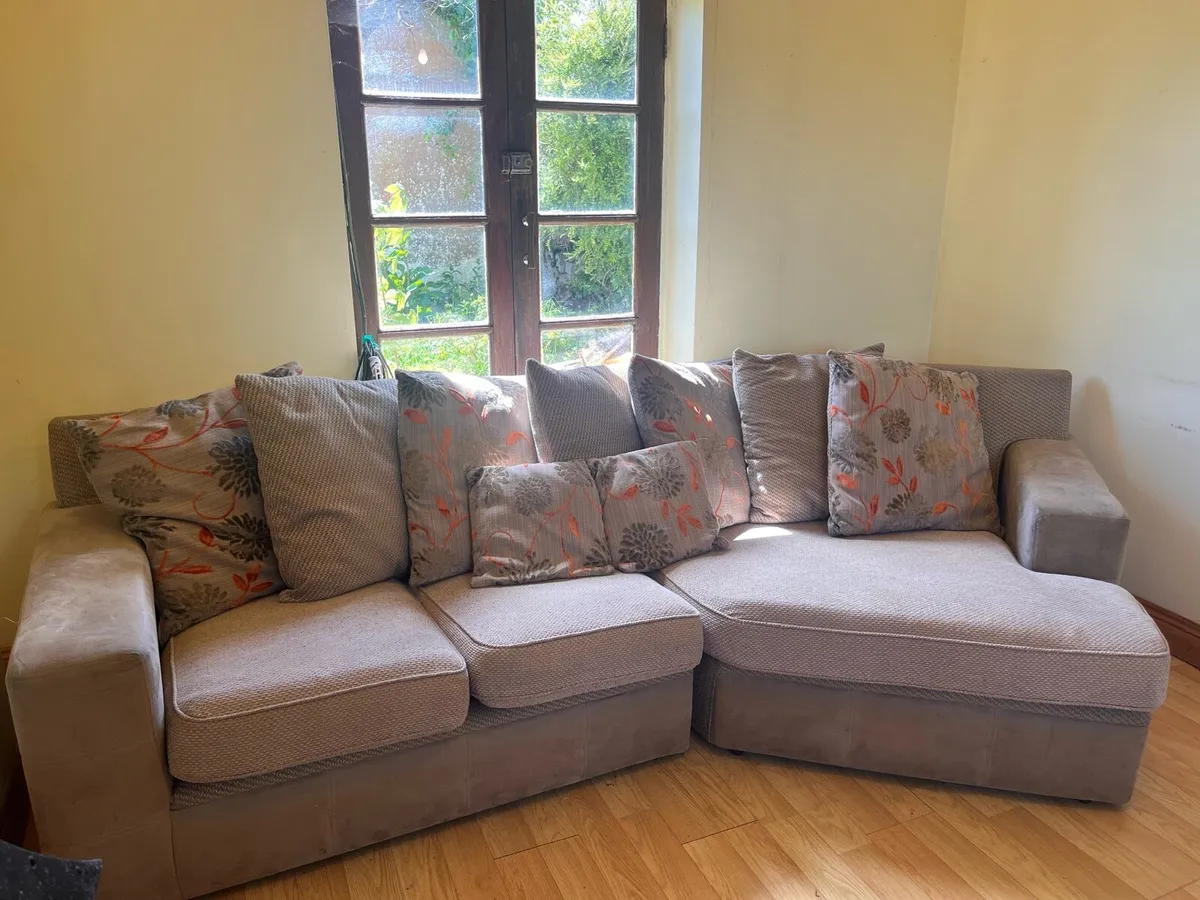 Sofa  couch - Image 1