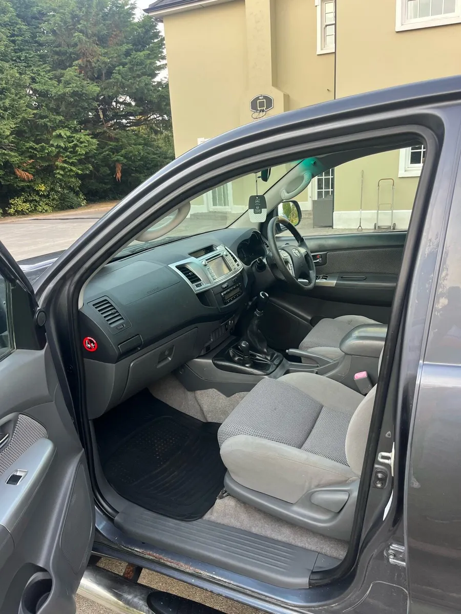 Toyota Hi lux - Image 2