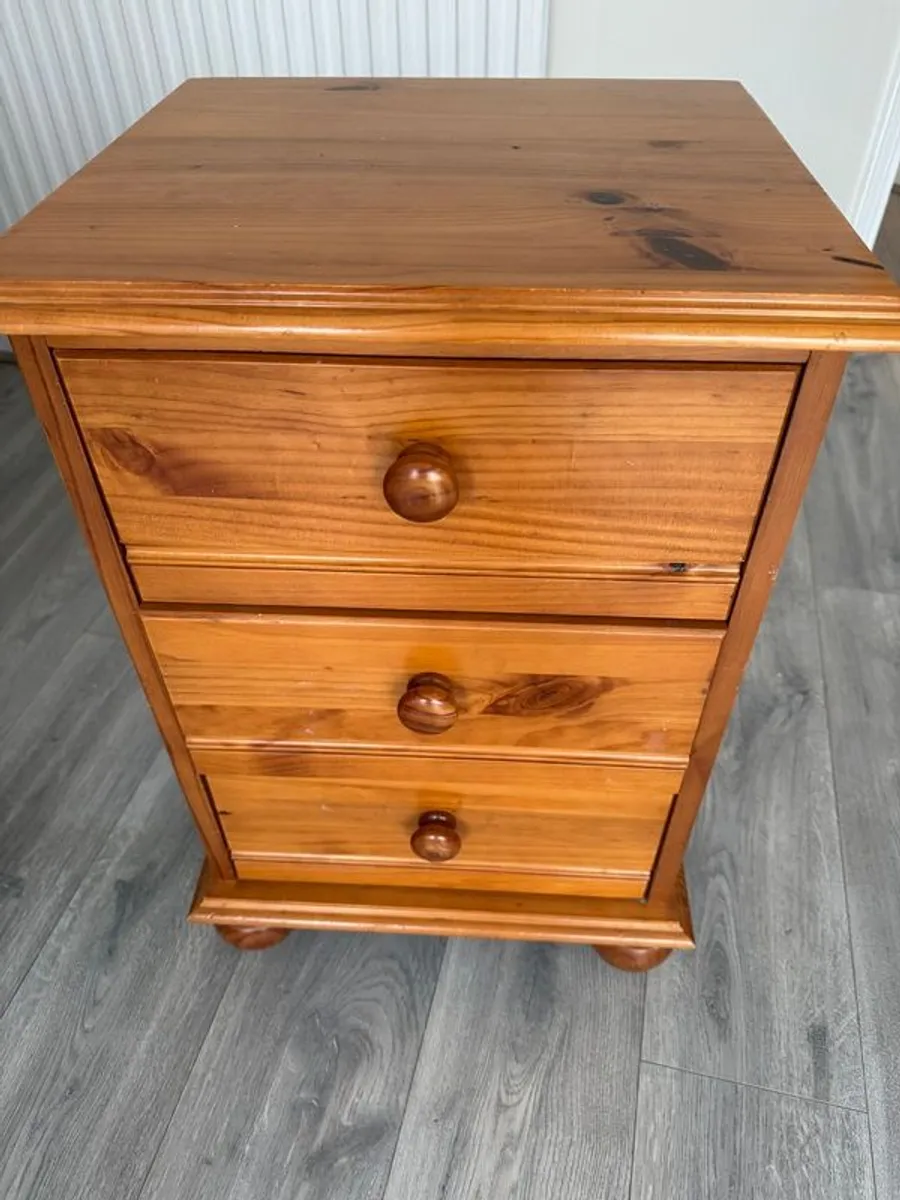 Solid wooden Bedside locker - Image 1