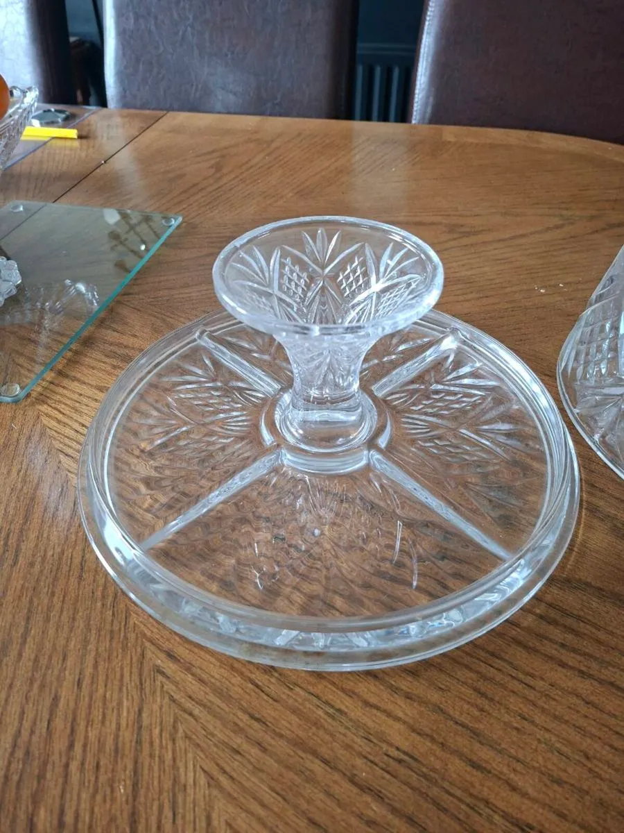 Stunnibg 4 in one Killarney crystal cake stand - Image 2