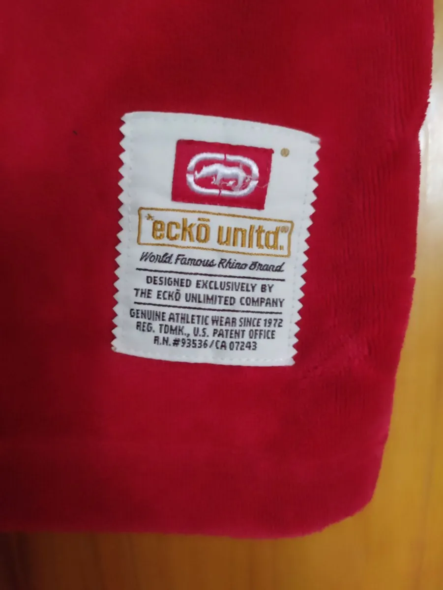 Marc Ecko Unltd T-shirt L - Image 2