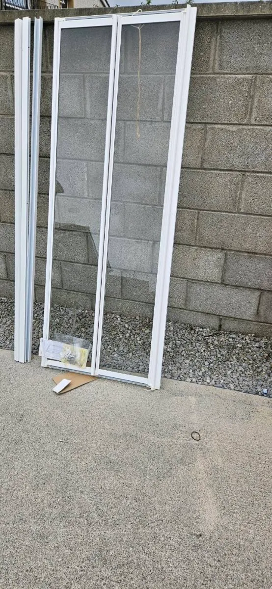 Shower door for sale - Image 1