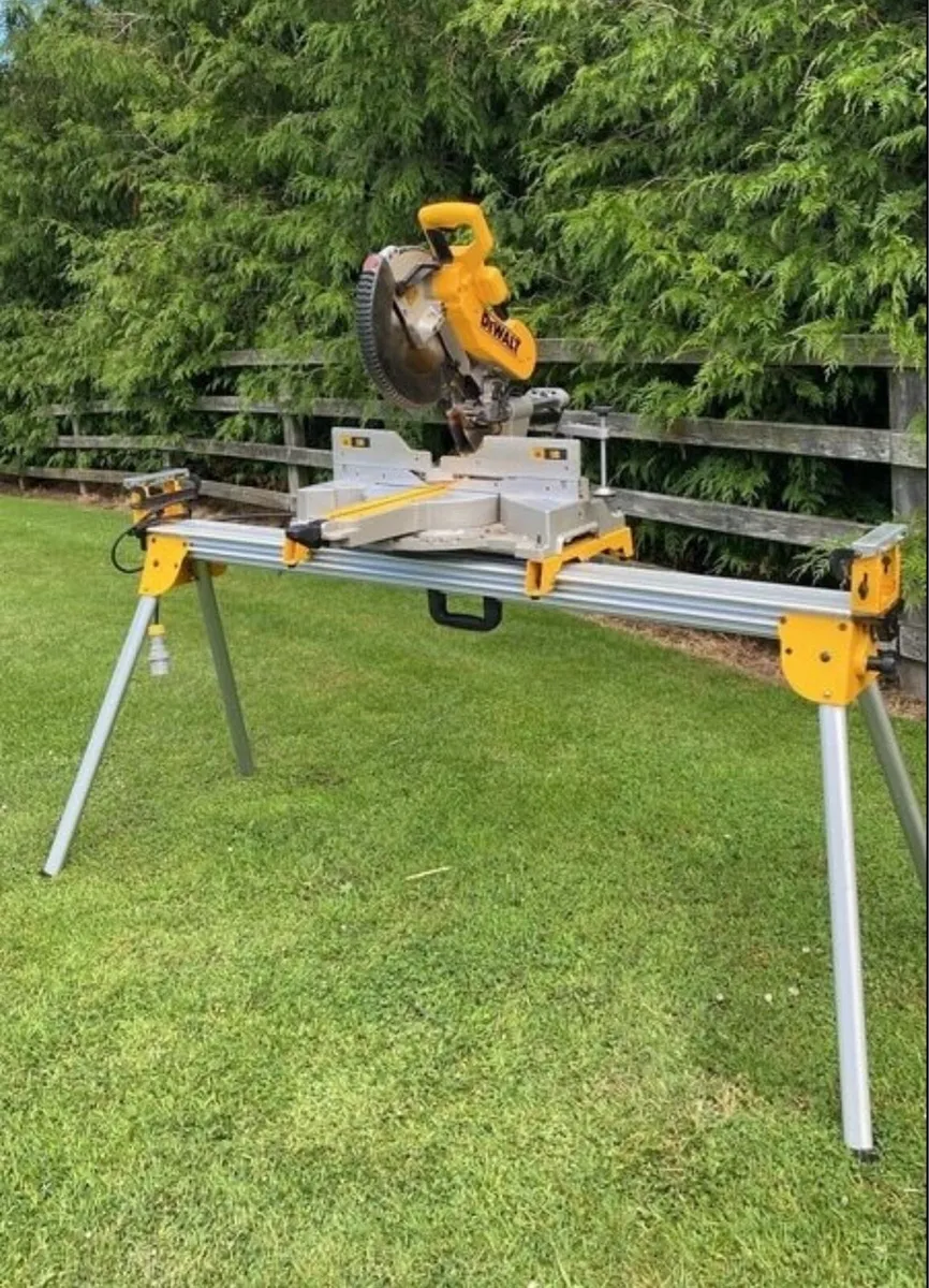 DeWALT DWS780 Mitre Saw - Image 1
