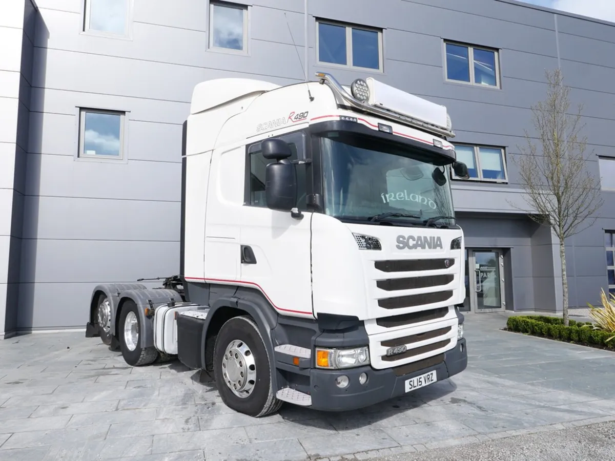 Scania R490 - Highline - 6x2 Tag - T1-03309 - 2015 - Image 1