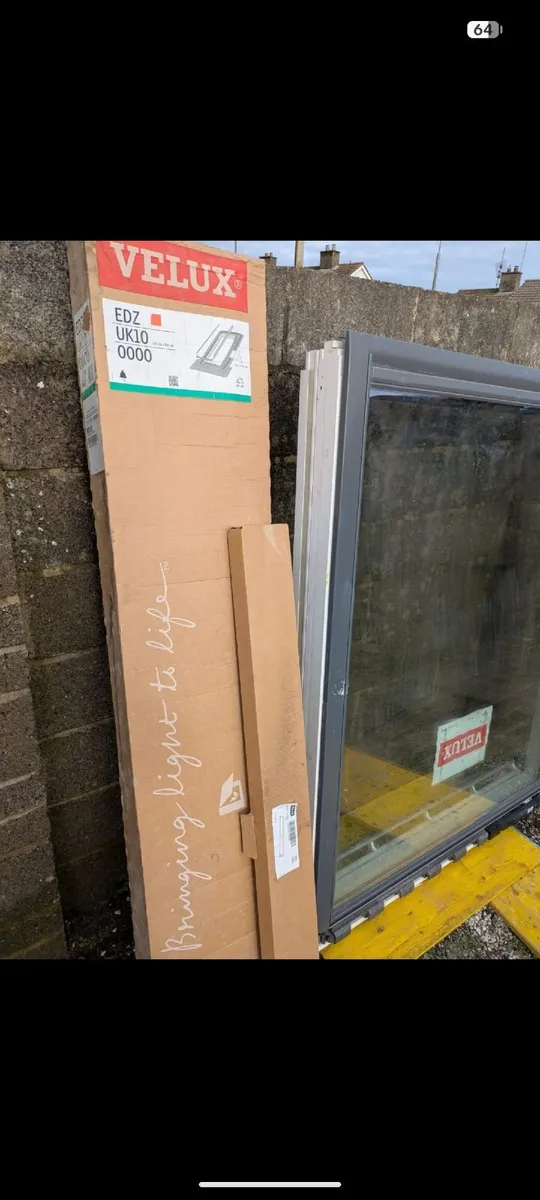 Big VELUX Roof window 134x160 - Image 3