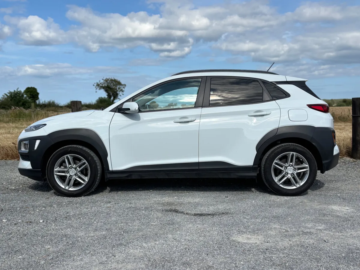 Hyundai KONA 2020 / FRESH DOE / 99km - Image 3