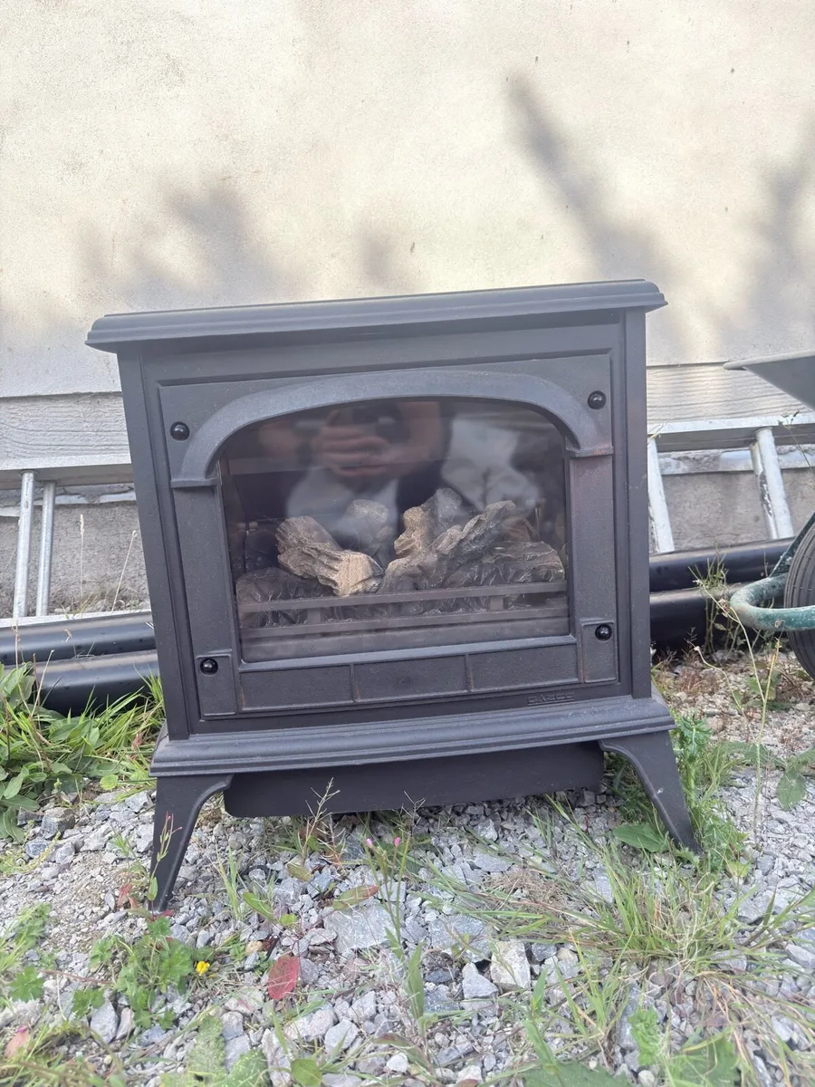 Gas fire - Image 1