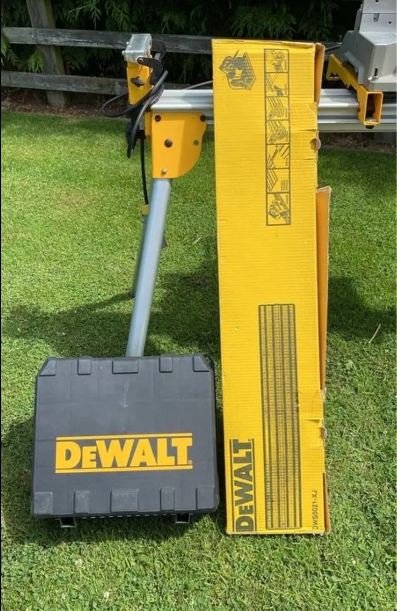 DeWalt 110V Circular Saw & Guide Rail - Image 1