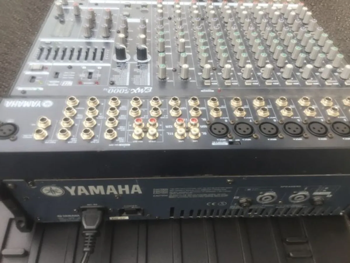 Yamaha powered mixer - Image 2