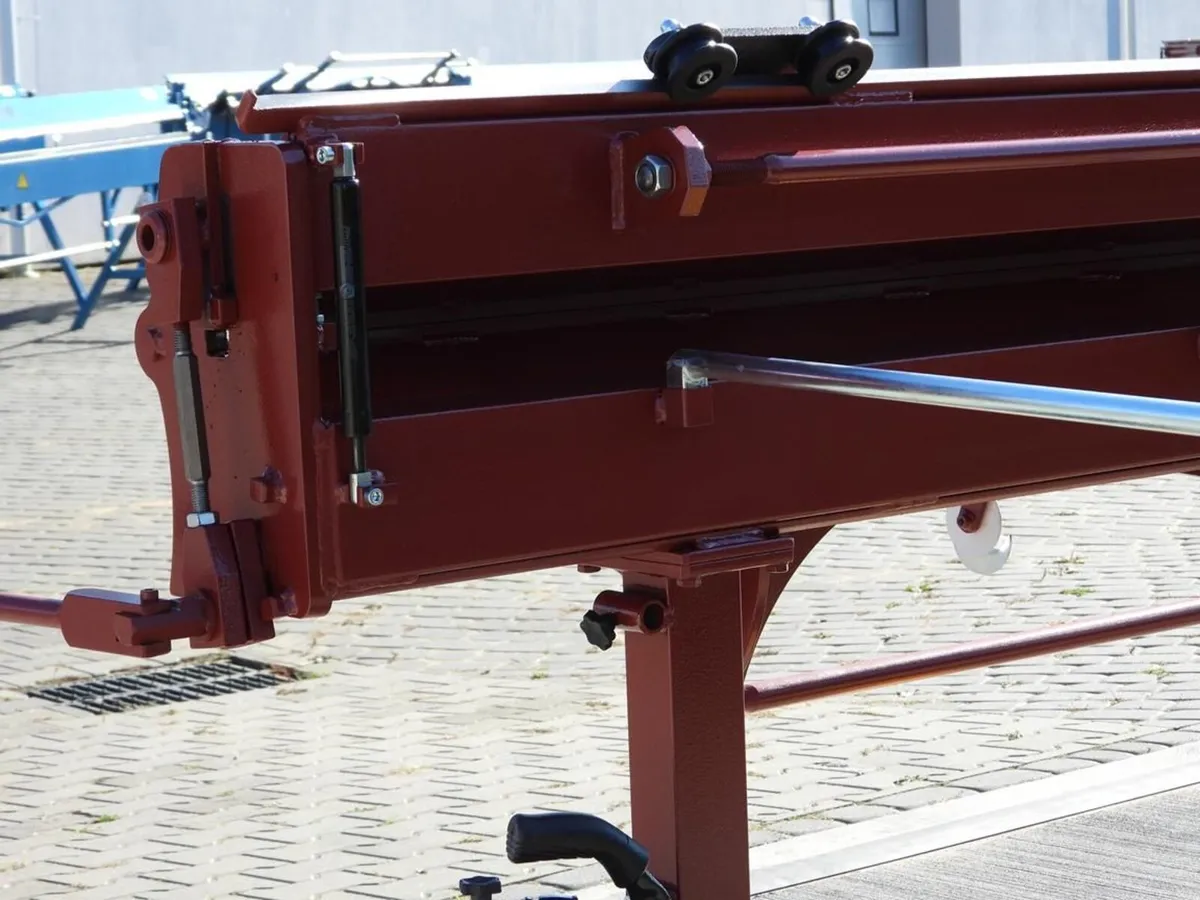 sheet metal folder RED-3200mm 160 degrees - Image 3