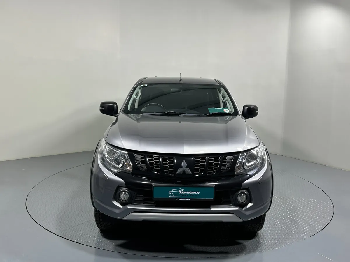 Mitsubishi L200 2.4 DI-D Auto Black Edition 191 - Image 2
