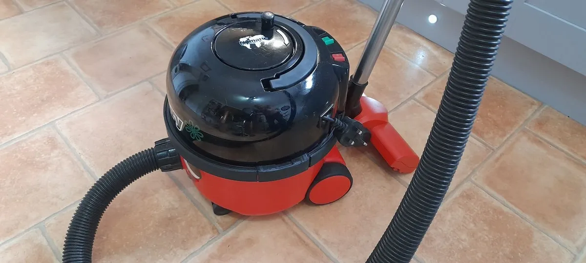 Henry vacuum cleaner - Image 3