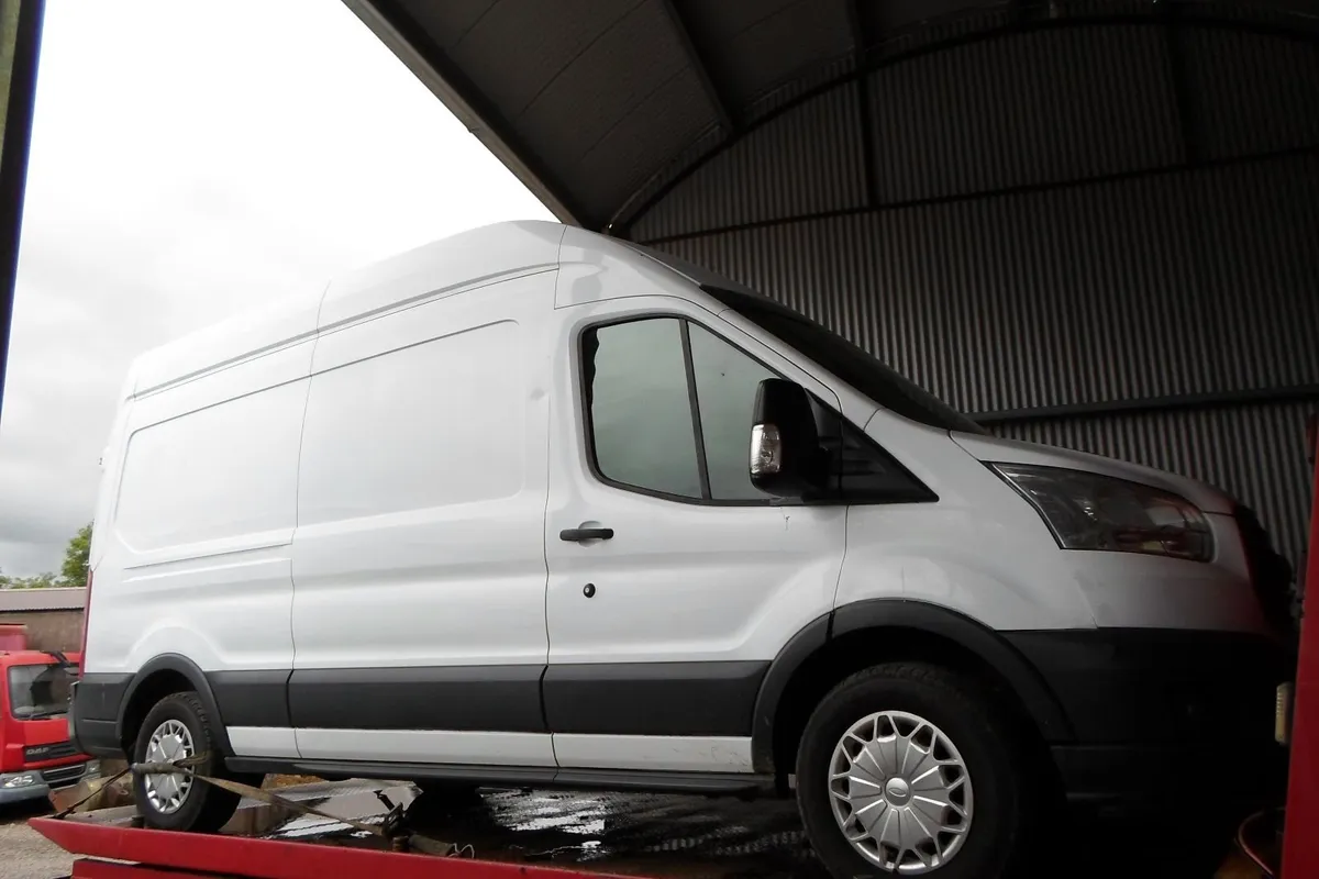Ford Transit 2016 - Image 1