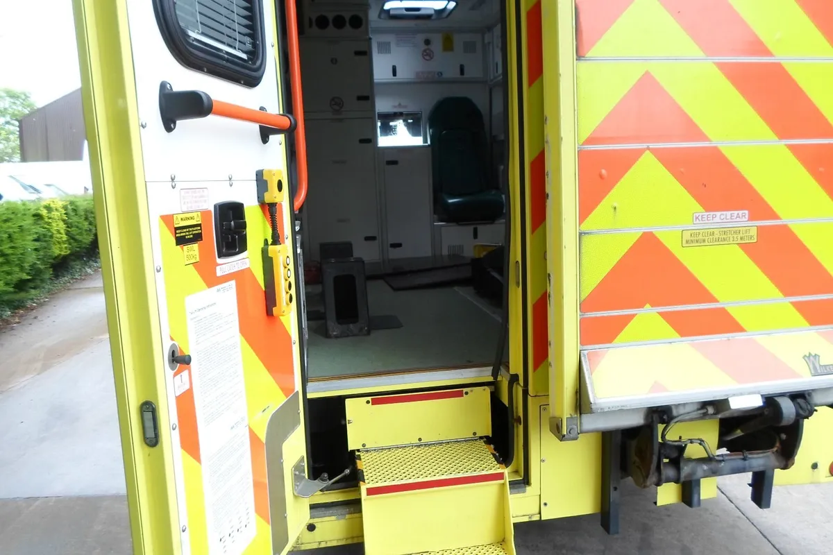 AMBULANCE - Image 4