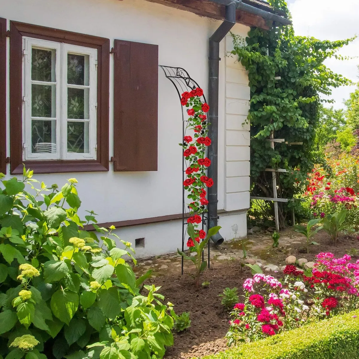 Round Plant Support Wall-Mounted Garden Arch - Image 2