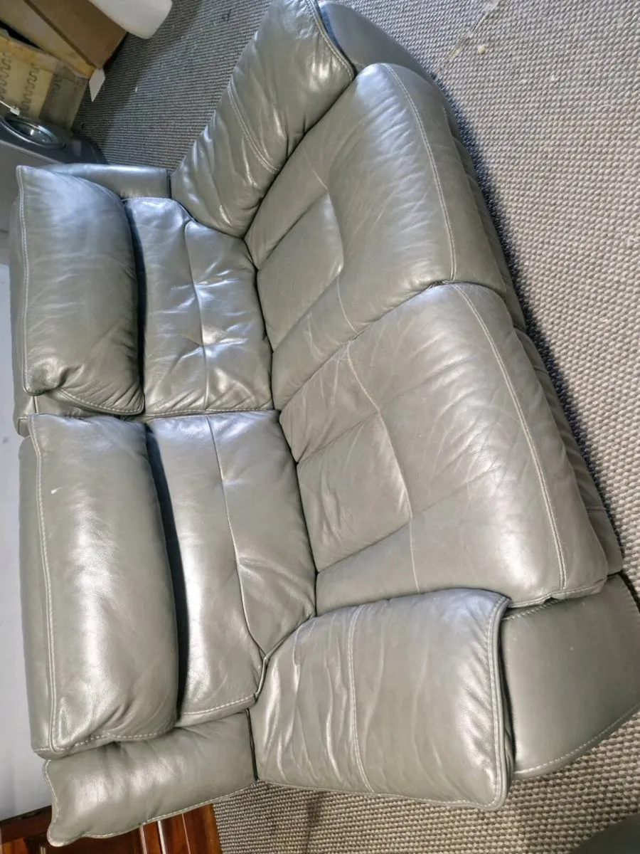 Sofa - Image 4