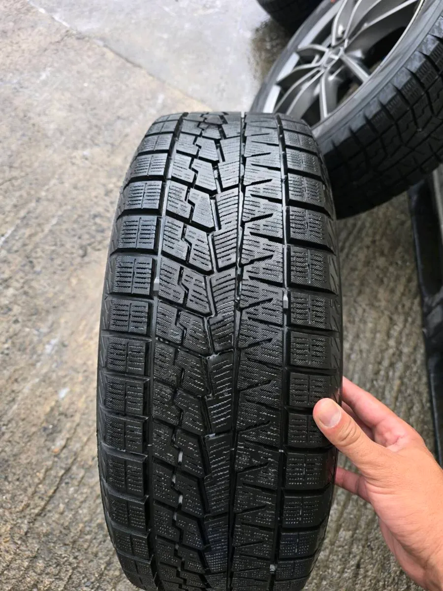 I am selling Alloy Wheels Orginal and Local - Image 3